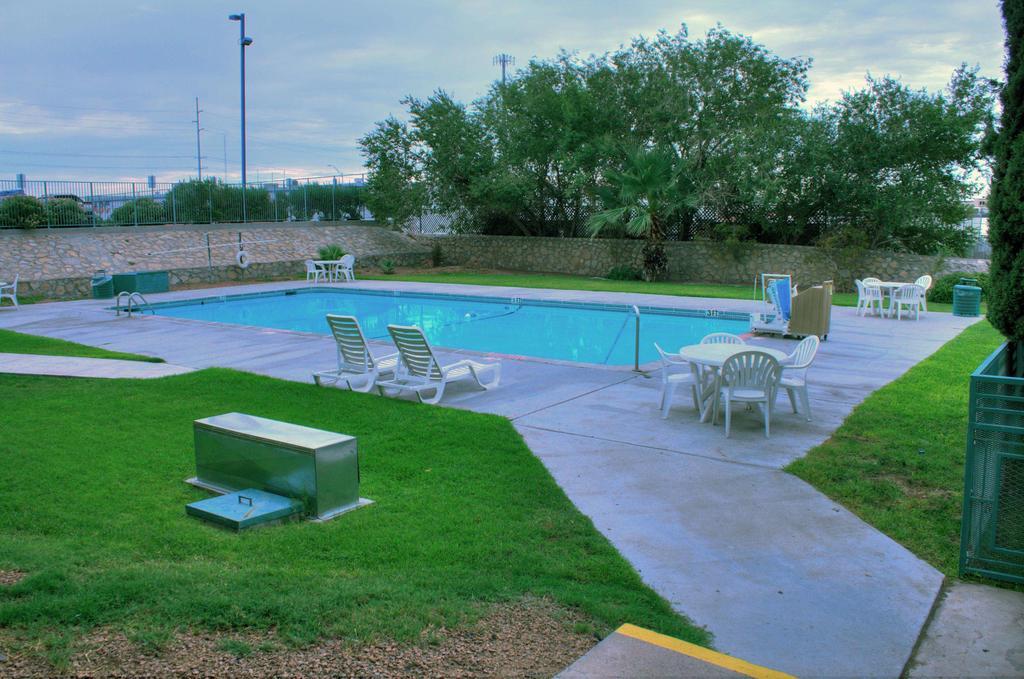 Vagabond Inn El Paso Dış mekan fotoğraf